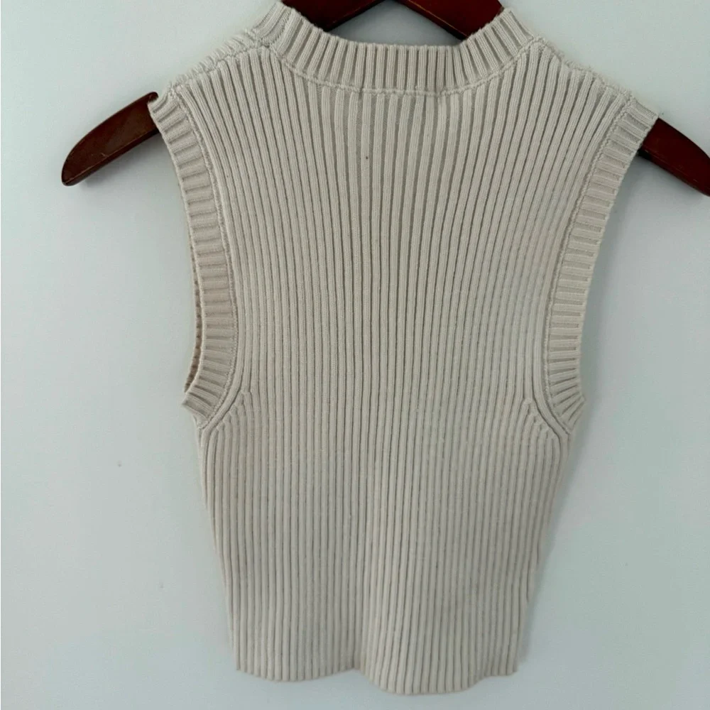 Zara knit Cropped Top Crew-Neck Muscle Sweater Vest Beige Ribbed Tank Top Size M - Picture 6 of 16